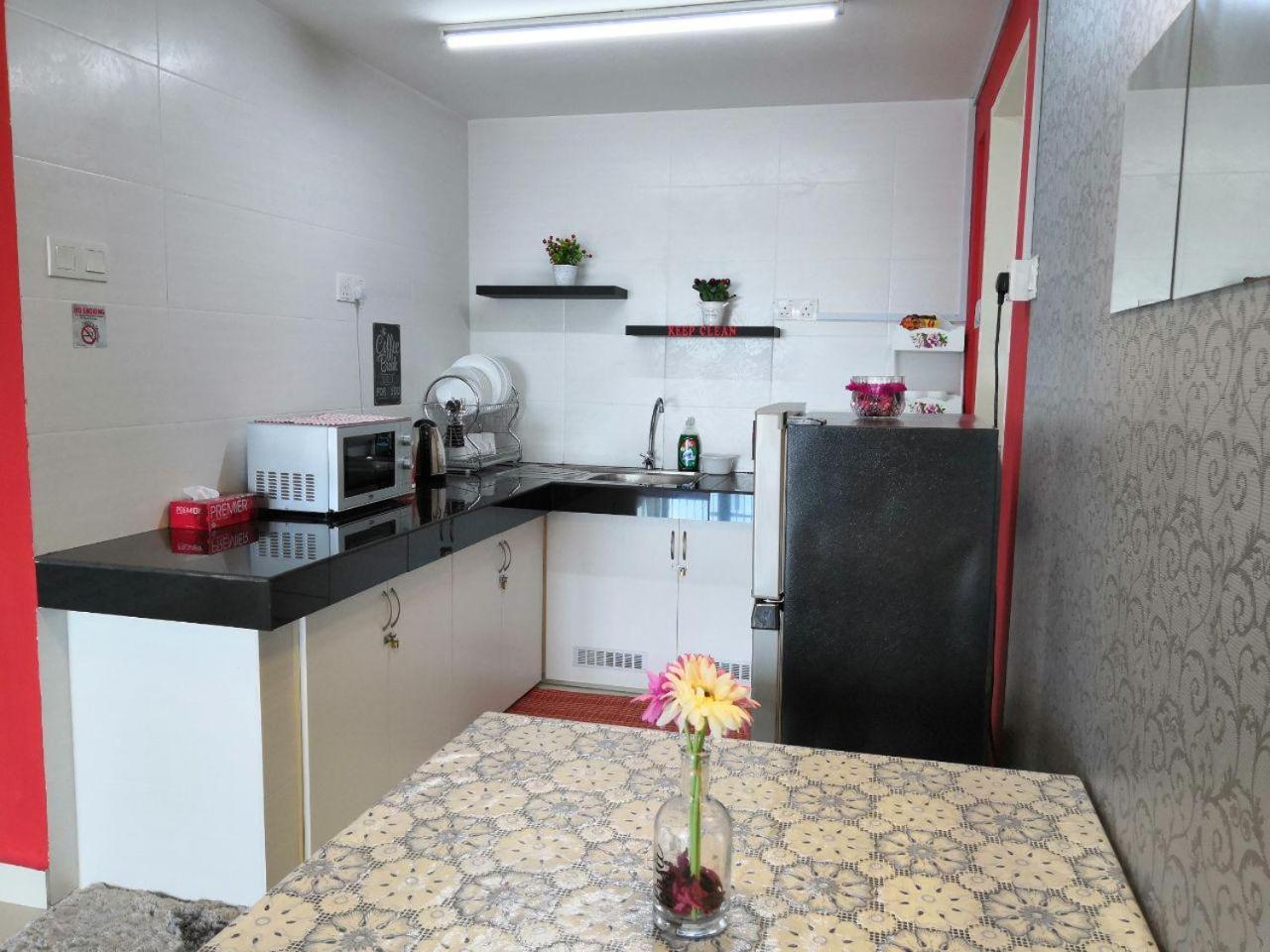 Cheqma D'Perdana Apartment Кота-Бару Экстерьер фото