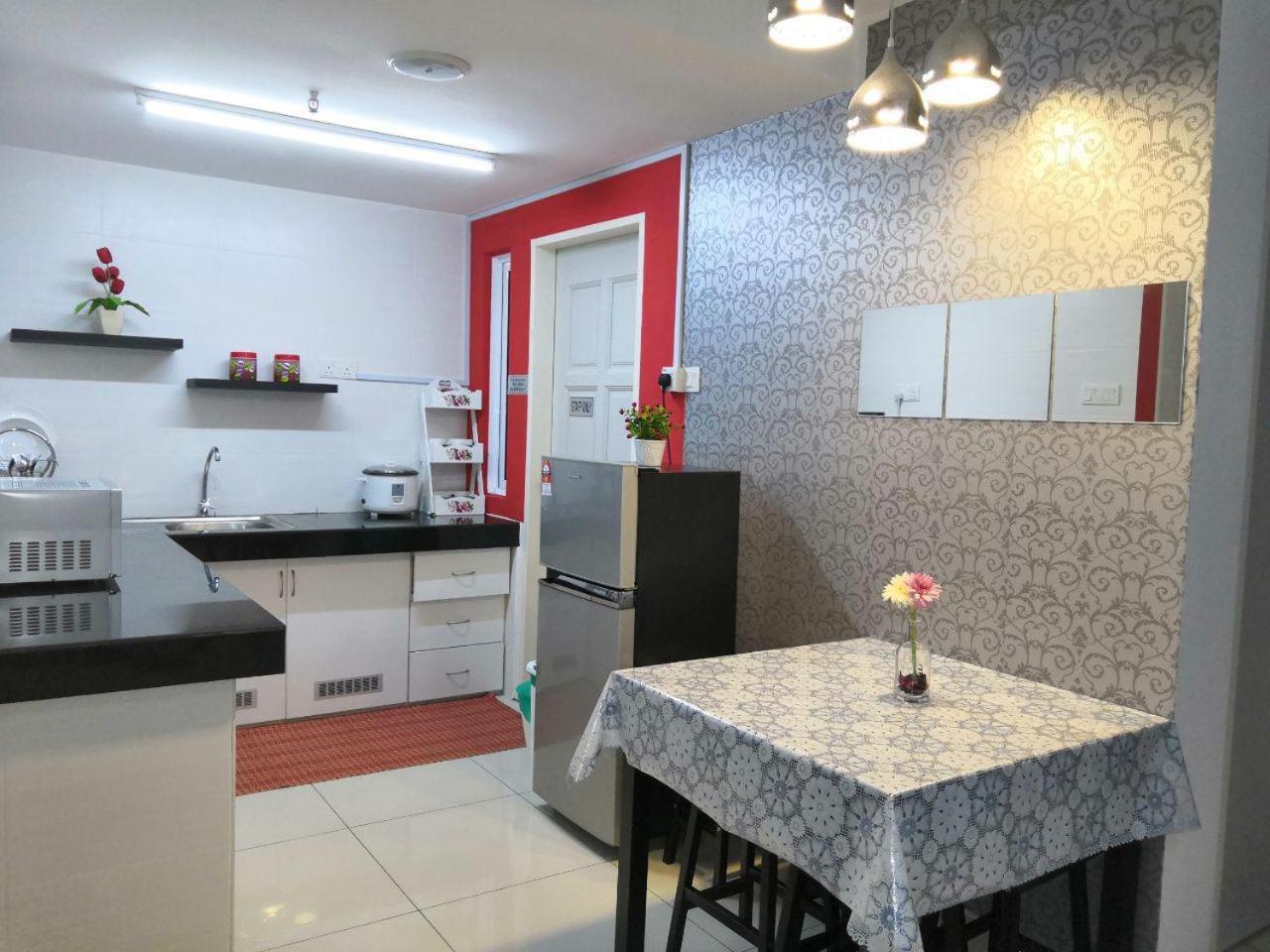Cheqma D'Perdana Apartment Кота-Бару Экстерьер фото