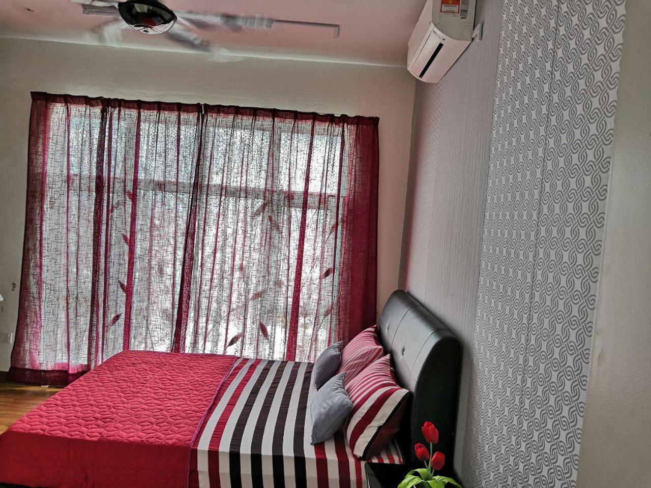 Cheqma D'Perdana Apartment Кота-Бару Экстерьер фото